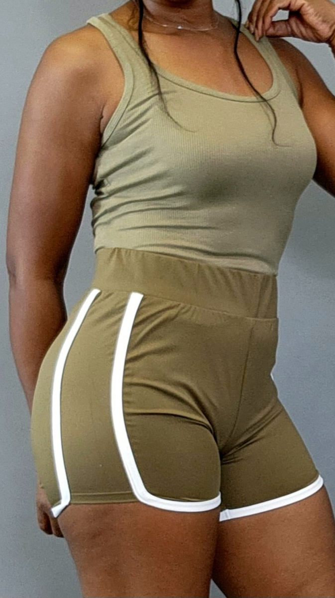 The Tourist Shorts-Olive - Oh, It's Me! Boutique