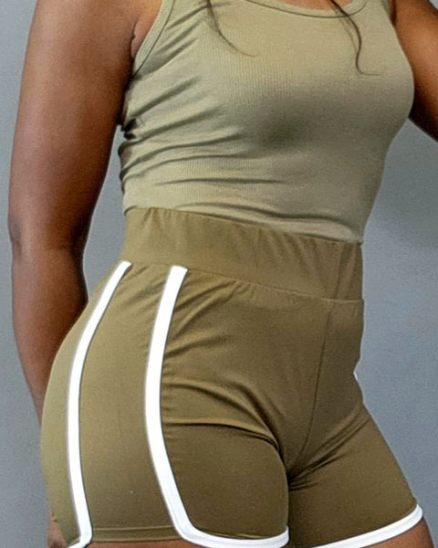 The Tourist Shorts-Olive - Oh, It's Me! Boutique